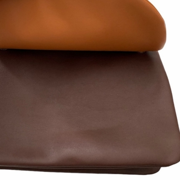 ❌ [SOLD] Maison de Roem Triple Pouch Crossbody - Picture 15 of 16